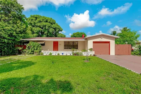 2301 SW 67th Lane Miramar FL 33023