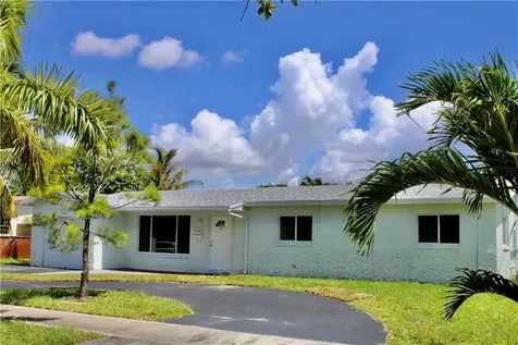 221 NE 42nd Court Deerfield Beach FL 33064