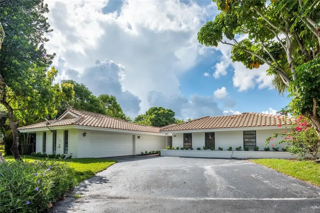 365 Jacaranda Drive Plantation FL 33324