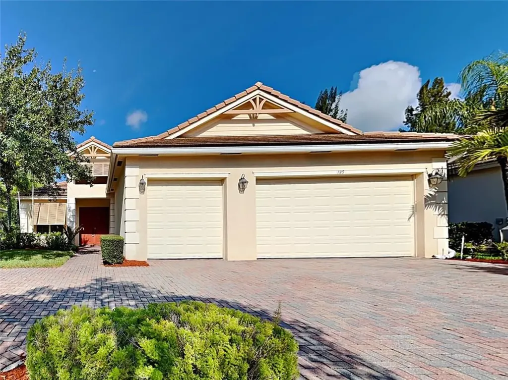 135 Palm Beach Plantation Boulevard Royal Palm Beach FL 33411