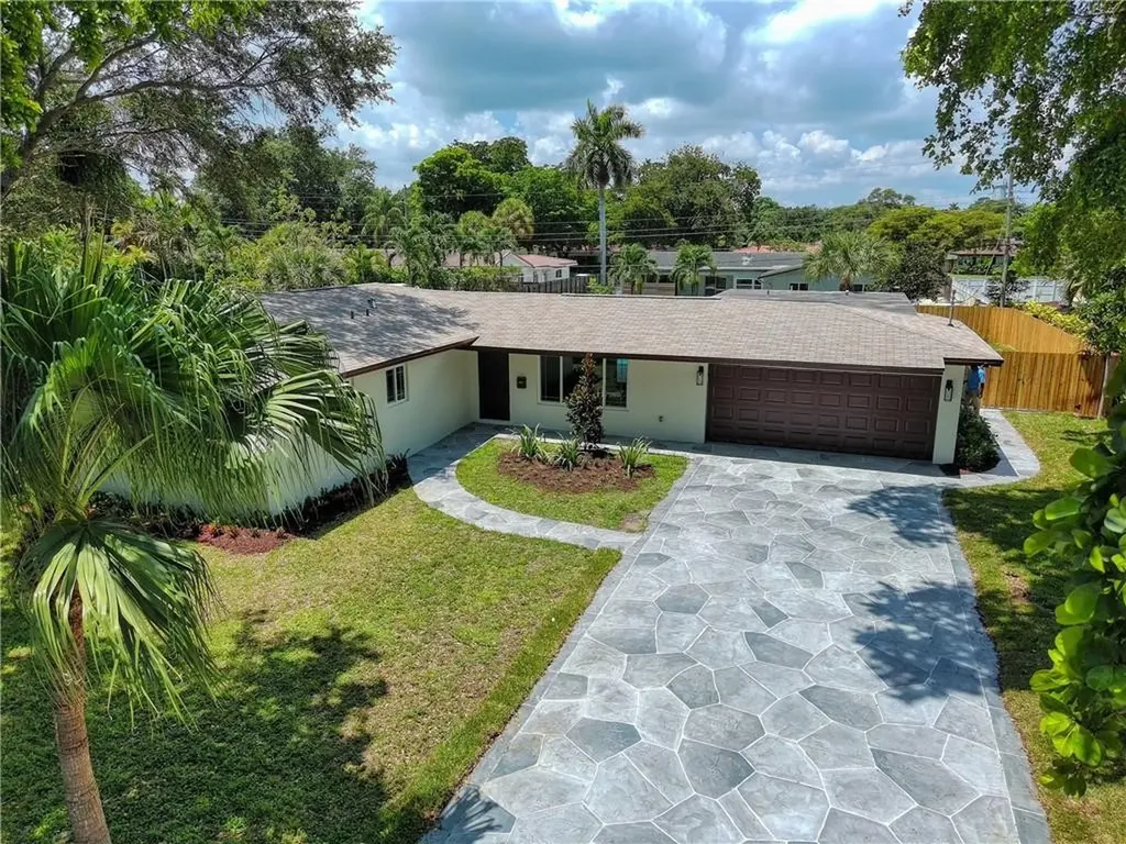 885 Petunia Drive Plantation FL 33317