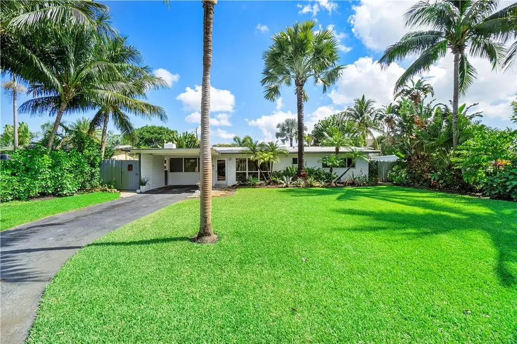 633 NW 30th Court Wilton Manors FL 33311