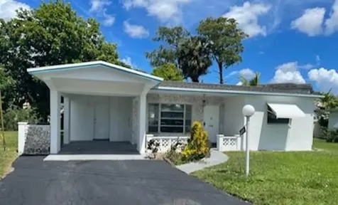 5195 NW 43rd Court Lauderdale Lakes FL 33319