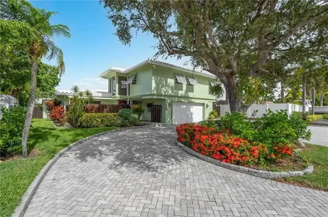 2216 NE 18th Avenue Wilton Manors FL 33305