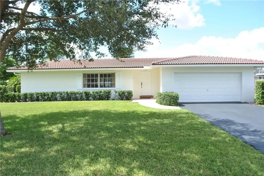 10300 NW 39th Place Coral Springs FL 33065