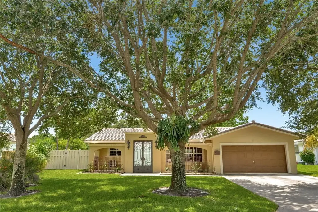 3861 NW 99th Avenue Coral Springs FL 33065