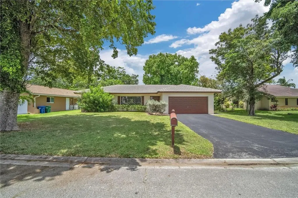 11161 NW 39th Court Coral Springs FL 33065