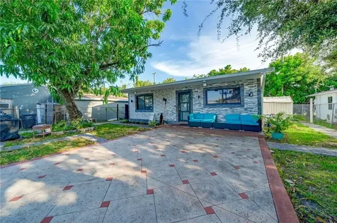 5836 Mayo Street Hollywood FL 33023
