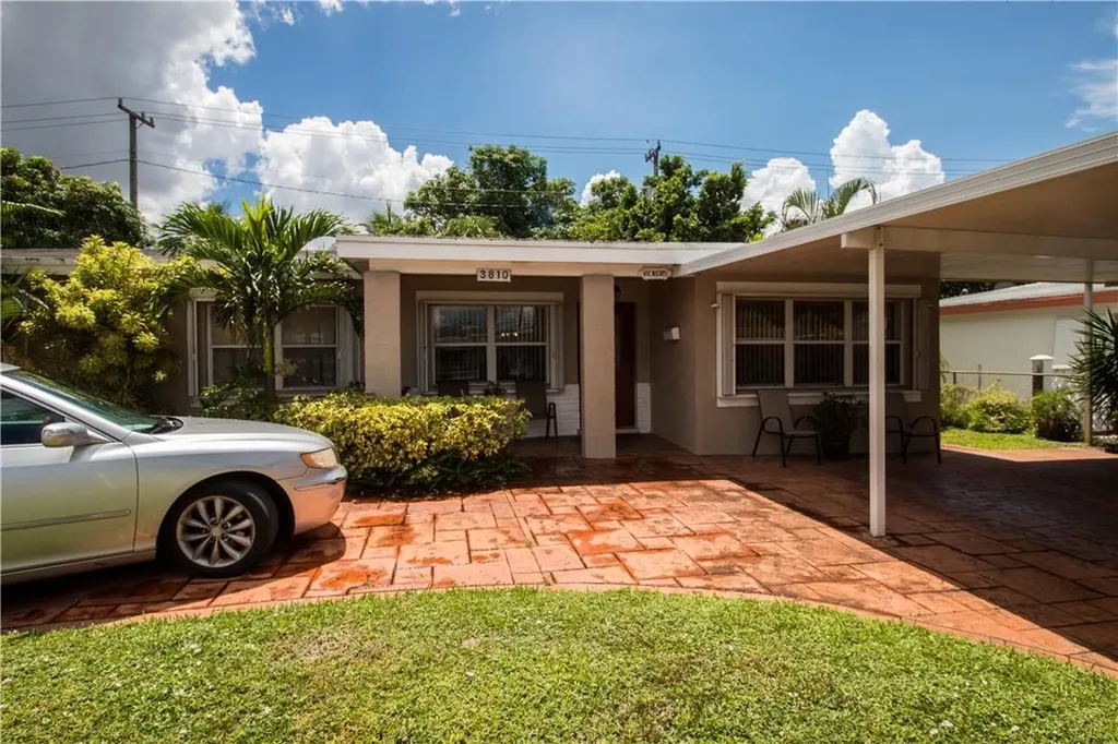 3810 NW 5th Street Lauderhill FL 33311