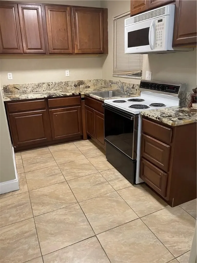 1514 N 57th Terrace Hollywood FL 33021