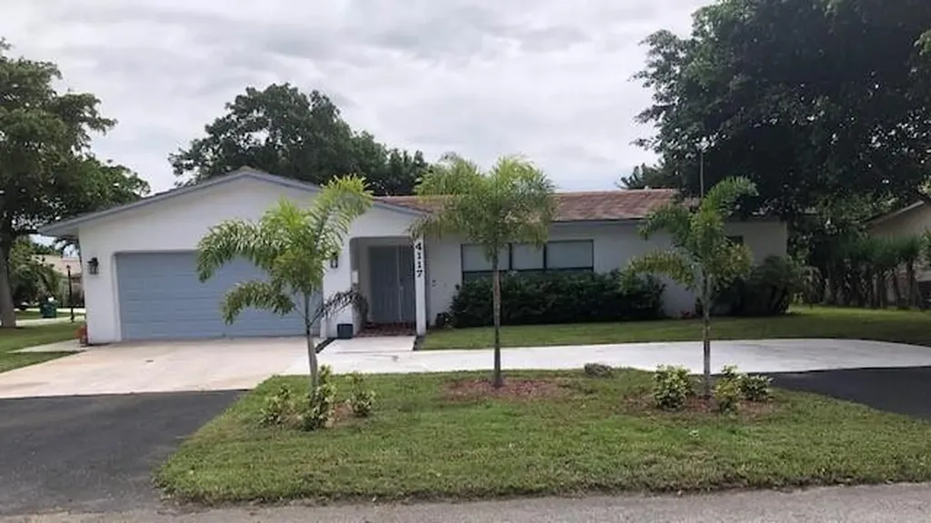 4117 NW 78th Lane Coral Springs FL 33065