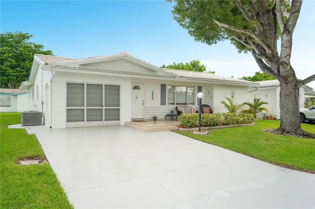1066 NW 89th Avenue Plantation FL 33322