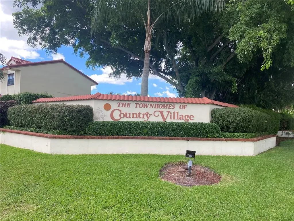 18861 NW 63rd Court Hialeah FL 33015