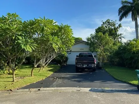 11566 NW 39th Place Coral Springs FL 33065