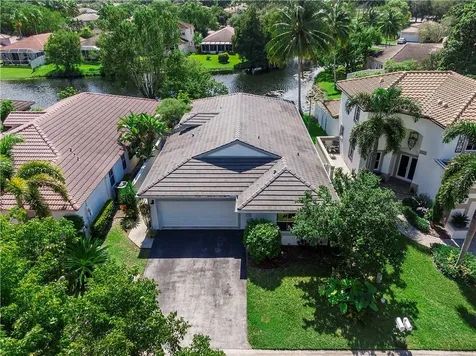7354 NW 1st Manor Plantation FL 33317