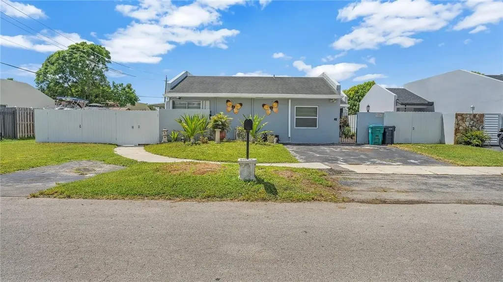 11500 SW 81st Terrace Miami FL 33173