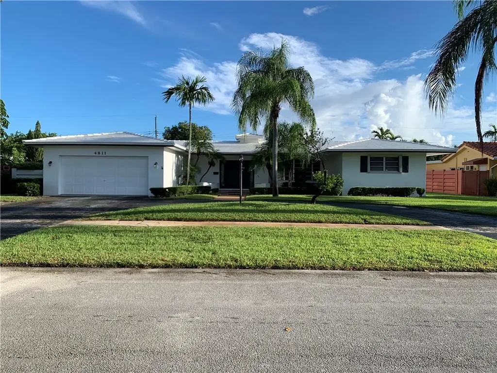 4811 Jackson Street Hollywood FL 33021