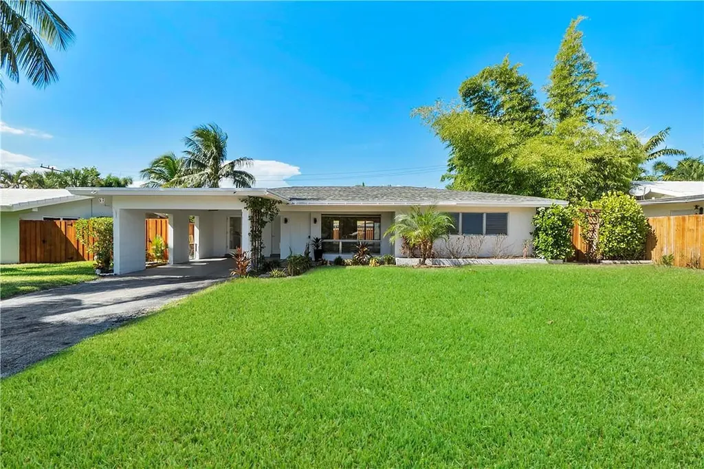 2031 Coco Palm Place Pompano Beach FL 33062