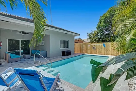 1531 NE 34th Street Oakland Park FL 33334