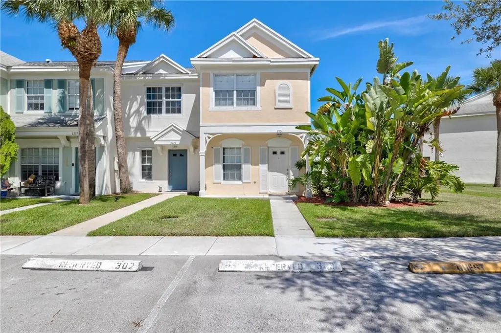 8231 San Carlos Circle Tamarac FL 33321