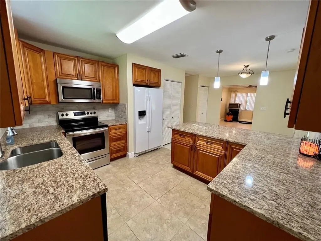 10911 NW 45th Street Coral Springs FL 33065