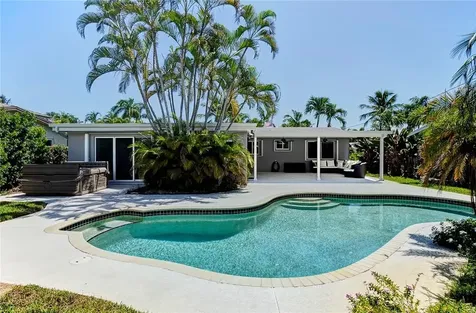 3961 NE 17th Avenue Oakland Park FL 33334