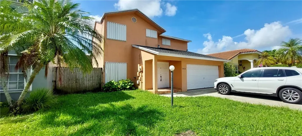 14216 SW 115th Terrace Miami FL 33186
