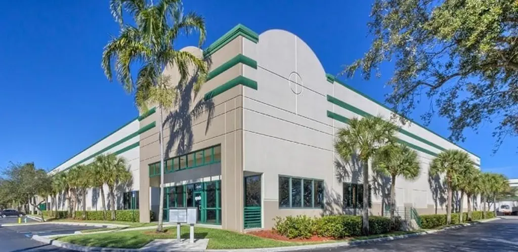 3951 SW 30th Avenue Fort Lauderdale FL 33312