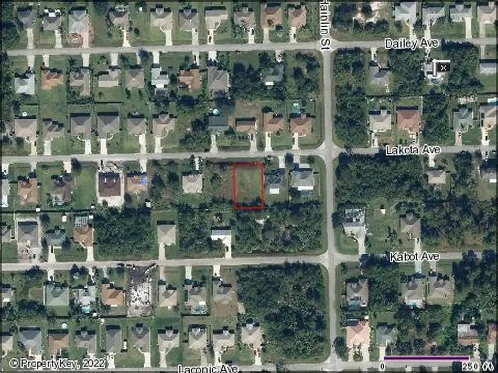 514 SW Lakota Avenue Port St Lucie FL 34953