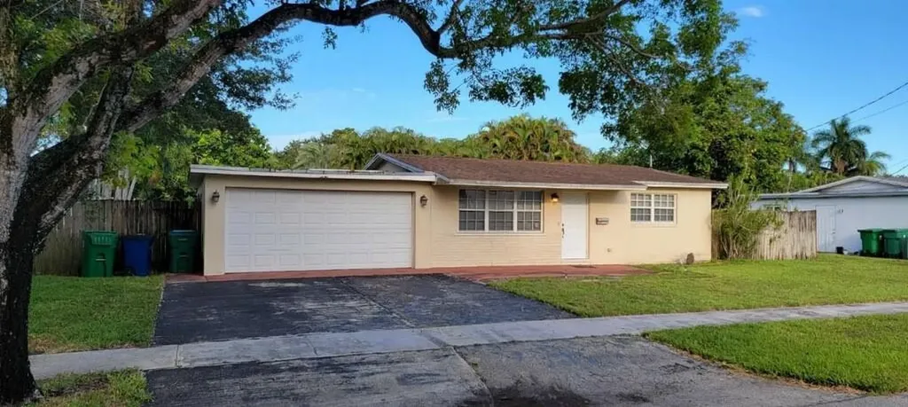 5232 SW 92nd Terrace Cooper City FL 33328