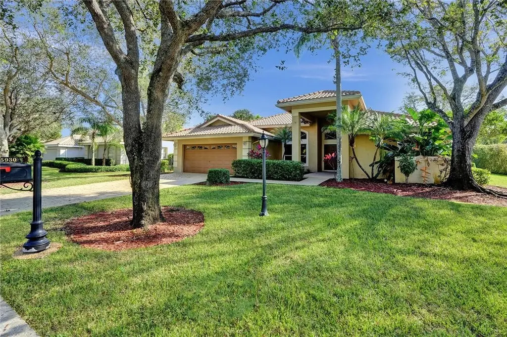 5930 NW 100th Way Parkland FL 33076