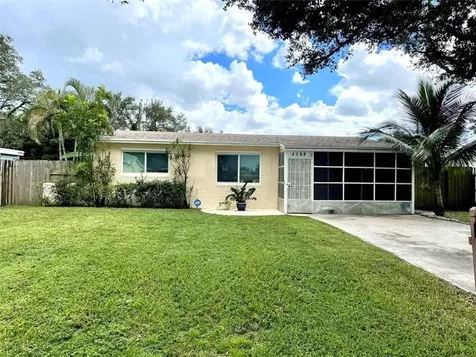6760 Freedom Street Hollywood FL 33024