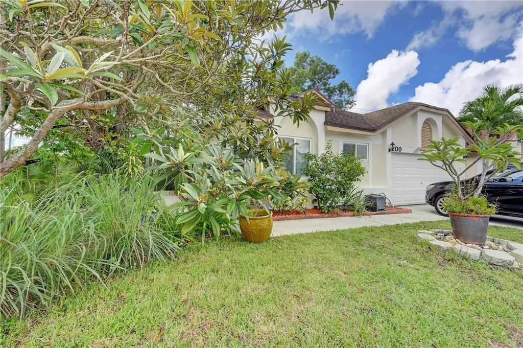 200 Maddy Lane North Lauderdale FL 33068