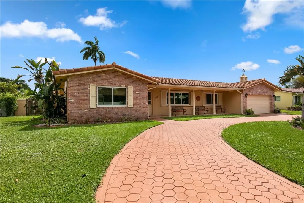 760 SW 62nd Avenue Plantation FL 33317