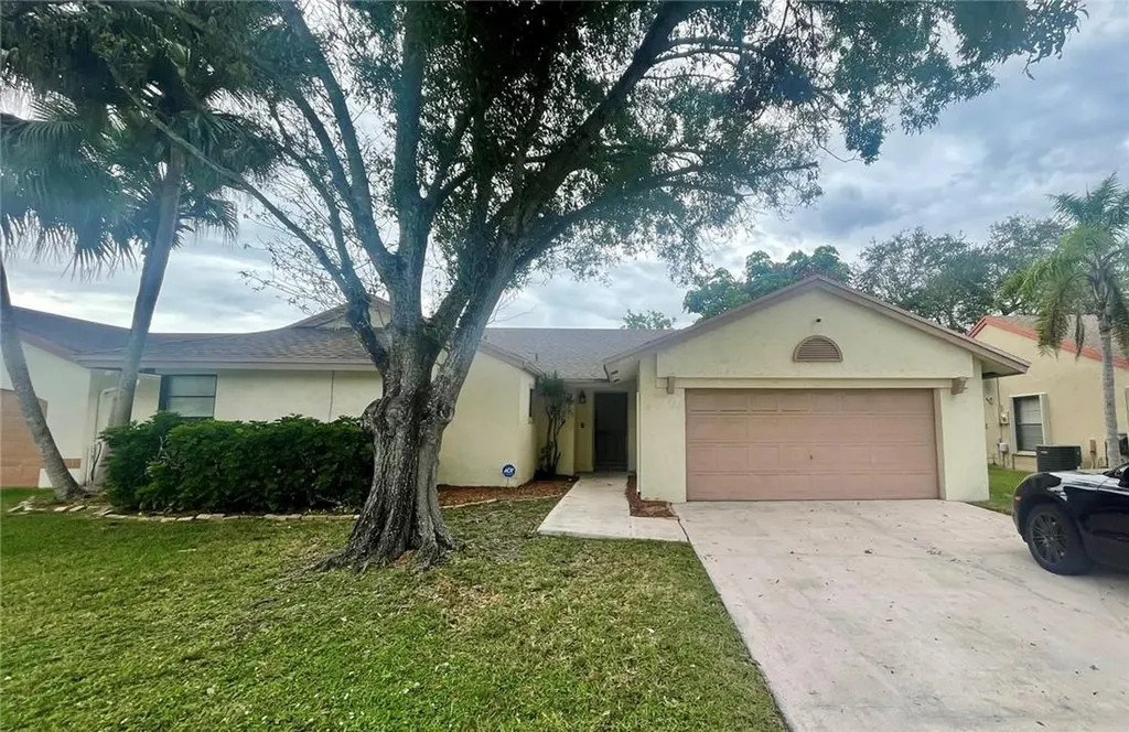 3155 NW 109th Terrace Sunrise FL 33351