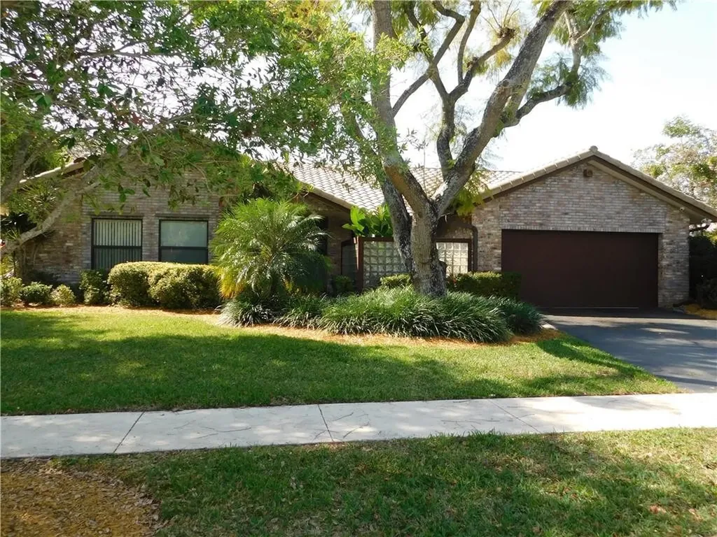 9060 NW 11th Court Plantation FL 33322