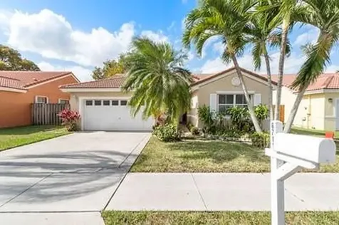 6711 Saltaire Terrace Margate FL 33063