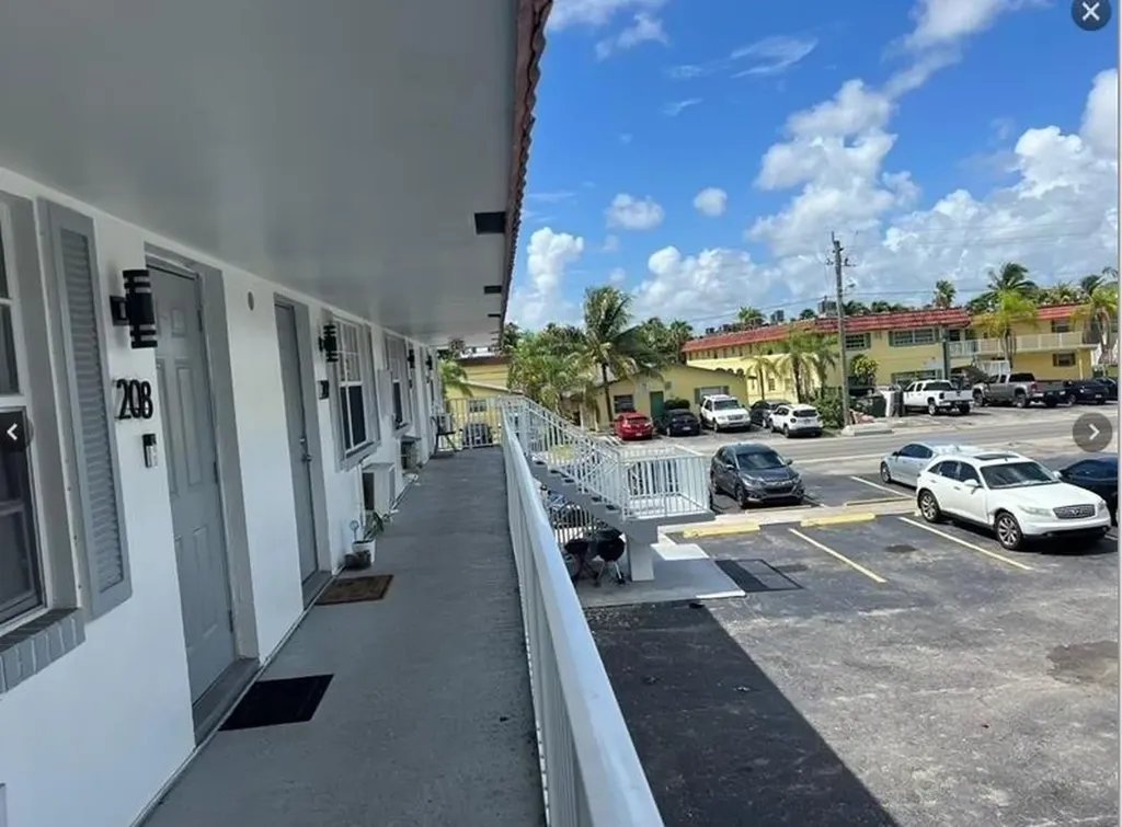 Pompano Beach FL 33060