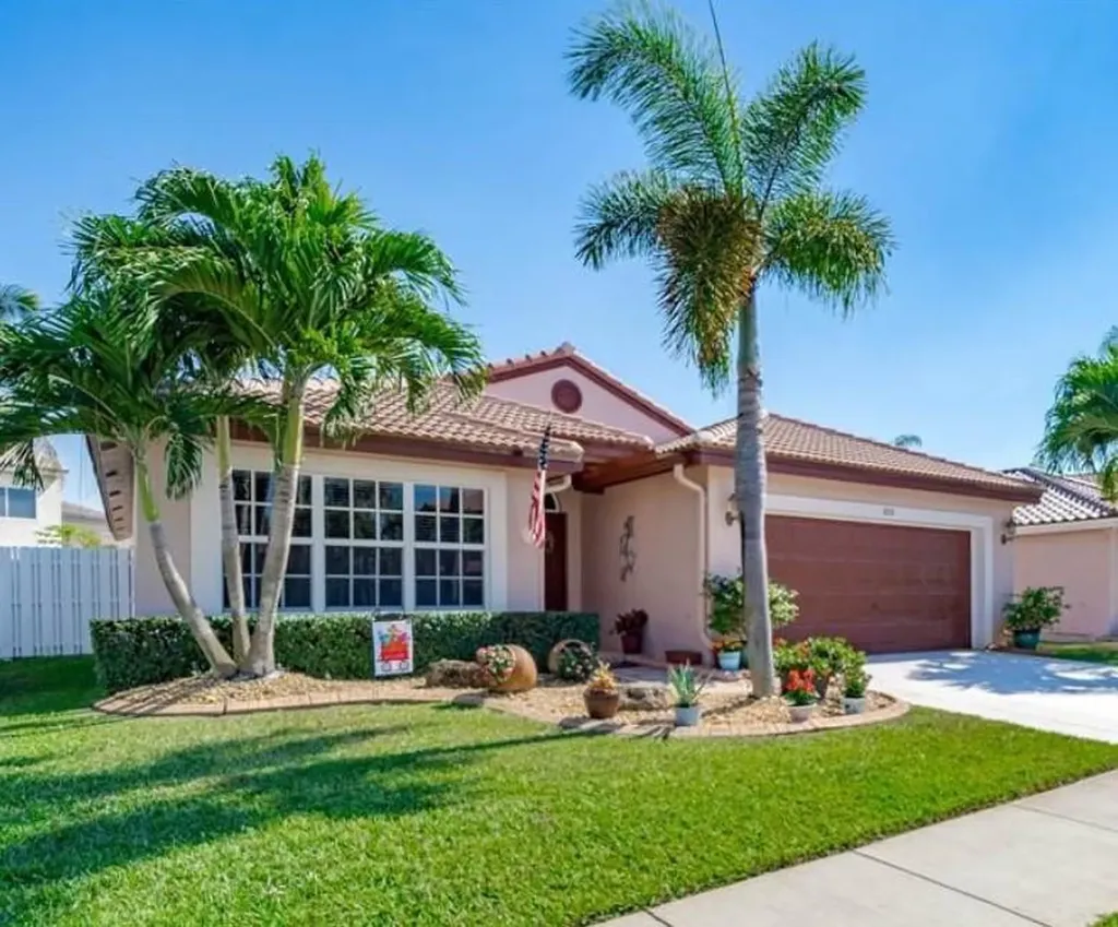 355 SW 181st Way Pembroke Pines FL 33029