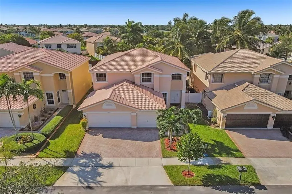 18012 SW 33rd Street Miramar FL 33029