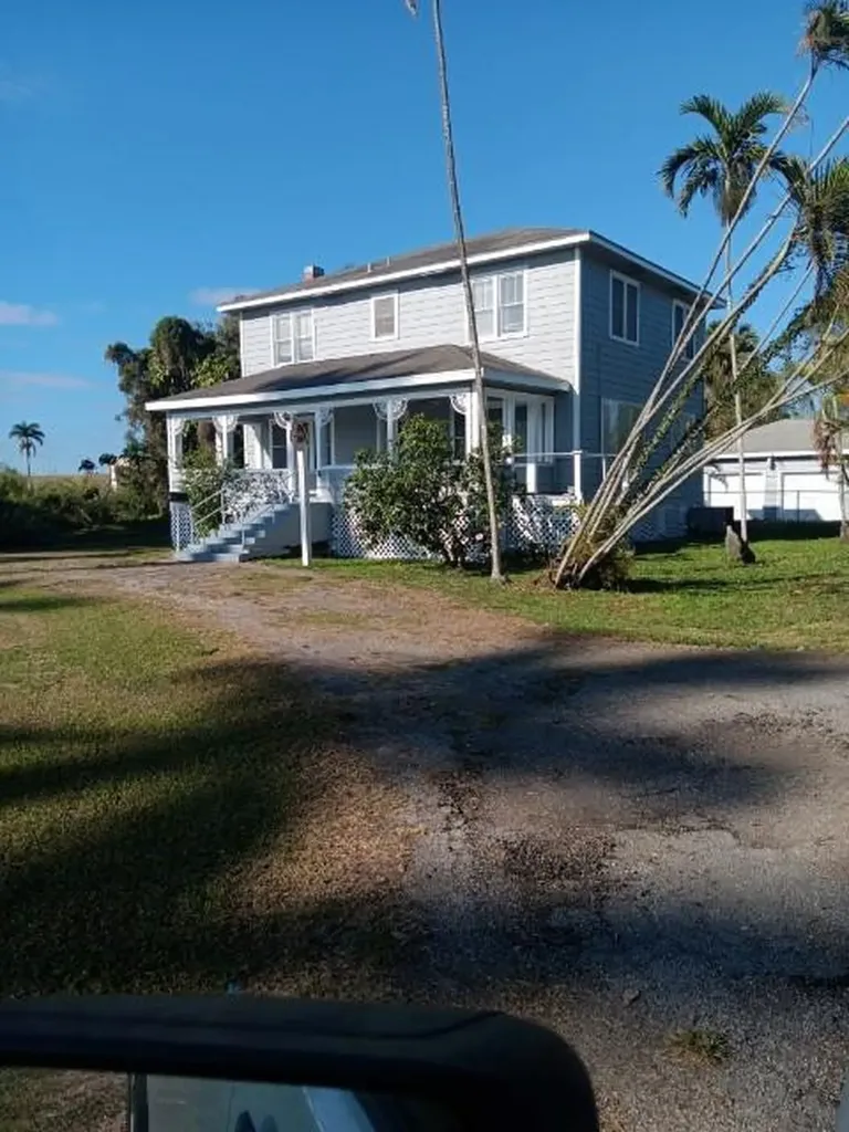 3351 Bacom Point Road Pahokee FL 33476
