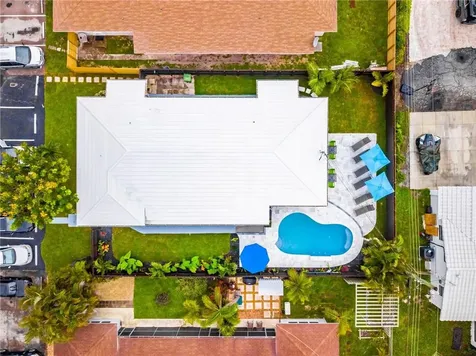 1702 NE 25th Street Wilton Manors FL 33305