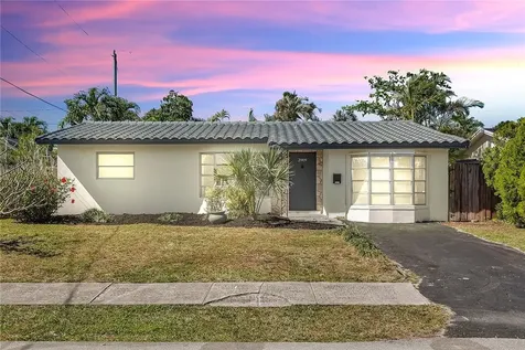 3909 NW 18th Avenue Oakland Park FL 33309