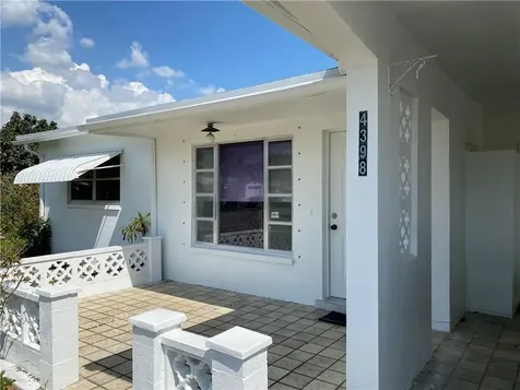 4398 NW 46th Terrace Lauderdale Lakes FL 33319