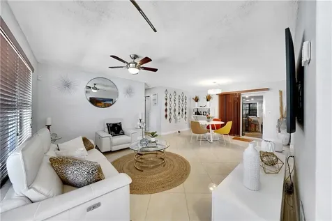 6350 Farragut Street Hollywood FL 33024