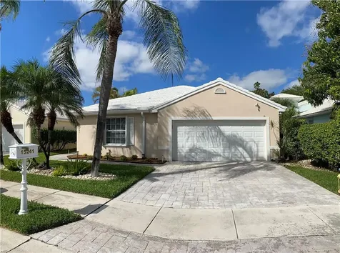 15241 Wilshire Way Pembroke Pines FL 33027