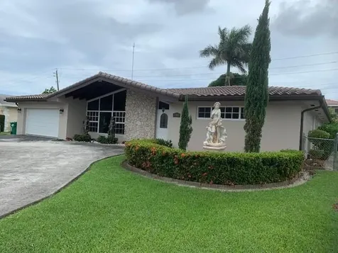 900 NW 207th Street Miami FL 33169