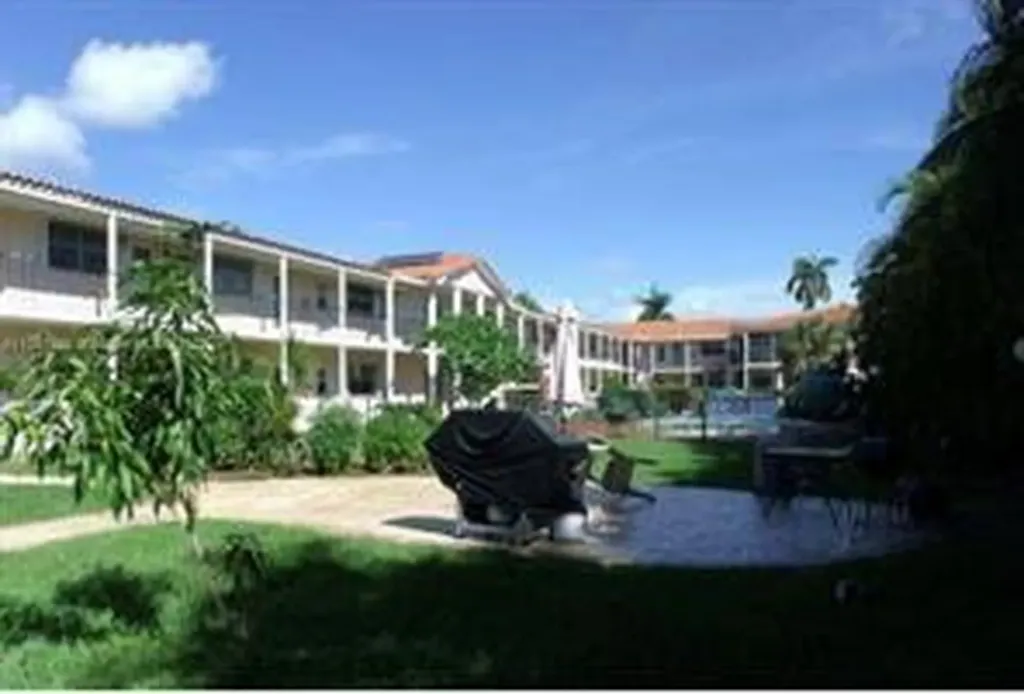 1431 S 14th Avenue Hollywood FL 33020