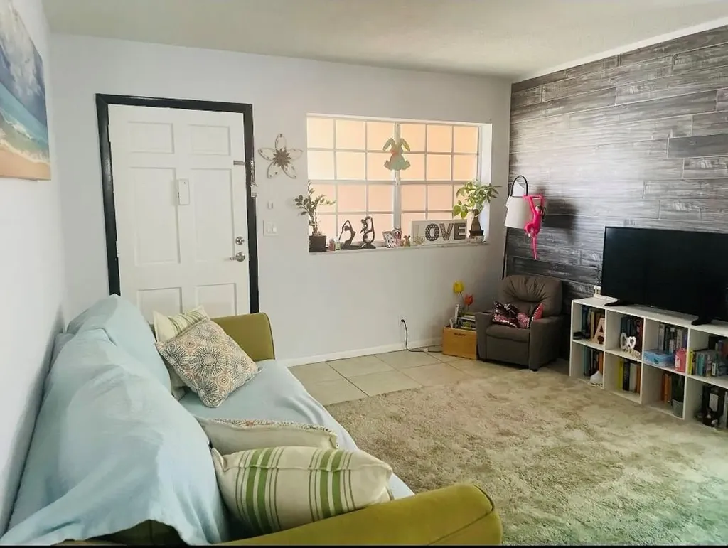 1431 S 14th Avenue Hollywood FL 33020
