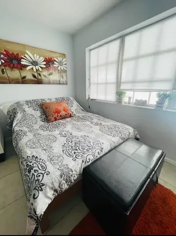 1431 S 14th Avenue Hollywood FL 33020